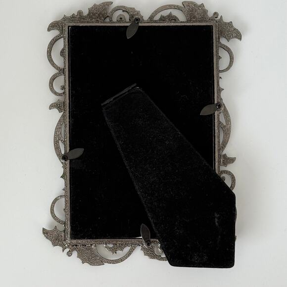 St Nicholas Square Metal Christmas 4x6 Holiday Picture Frame Holly Red Jewels - Picture 3 of 8